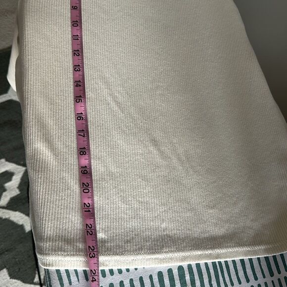 J. Crew Women’s Vintage rib split-neck T-shirt with gold buttons Ivory Size XL - Picture 7 of 9